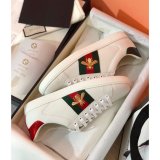 Gucci ACE sneaker with Bee