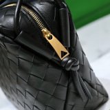 BEST Bottega Veneta Loop Camera Perfect bag 22cm