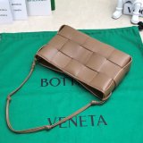 Fashion Club Bottega Veneta Cassette Intreccio 7741 Replica Bag