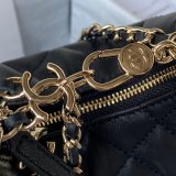 Dolabuy Is A Replicas Clutch Chain Lambskin AP3232 Perfect Bag