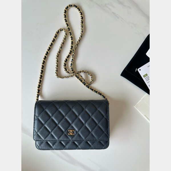 High Quality CC woc chain bag AP0250 MAGNETIC BUCKLE caviar 19CM