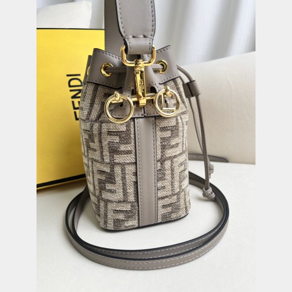 Top Quality Wholesale Fendi Mon Tresor FF small BUCKET BAG