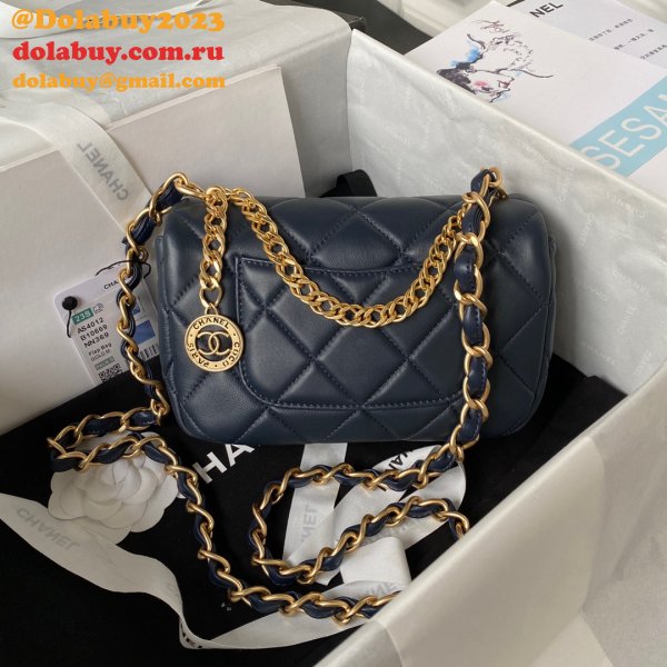 Perfect Copy Top Quality AS4012 Flap Black Replica Bag