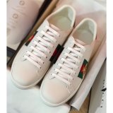 Gucci ACE sneaker with Bee