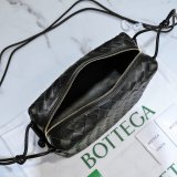 BEST Bottega Veneta Loop Camera Perfect bag 22cm